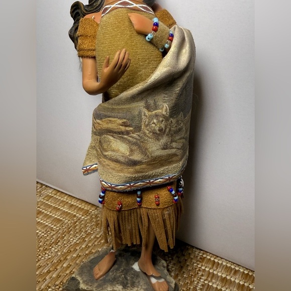 The Ashton Drake Galleries,A Mother's Nature Series,"In Love's Protecting Arms" - Picture 2 of 6